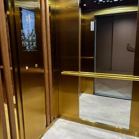 Appartement Building Stefan Ii *